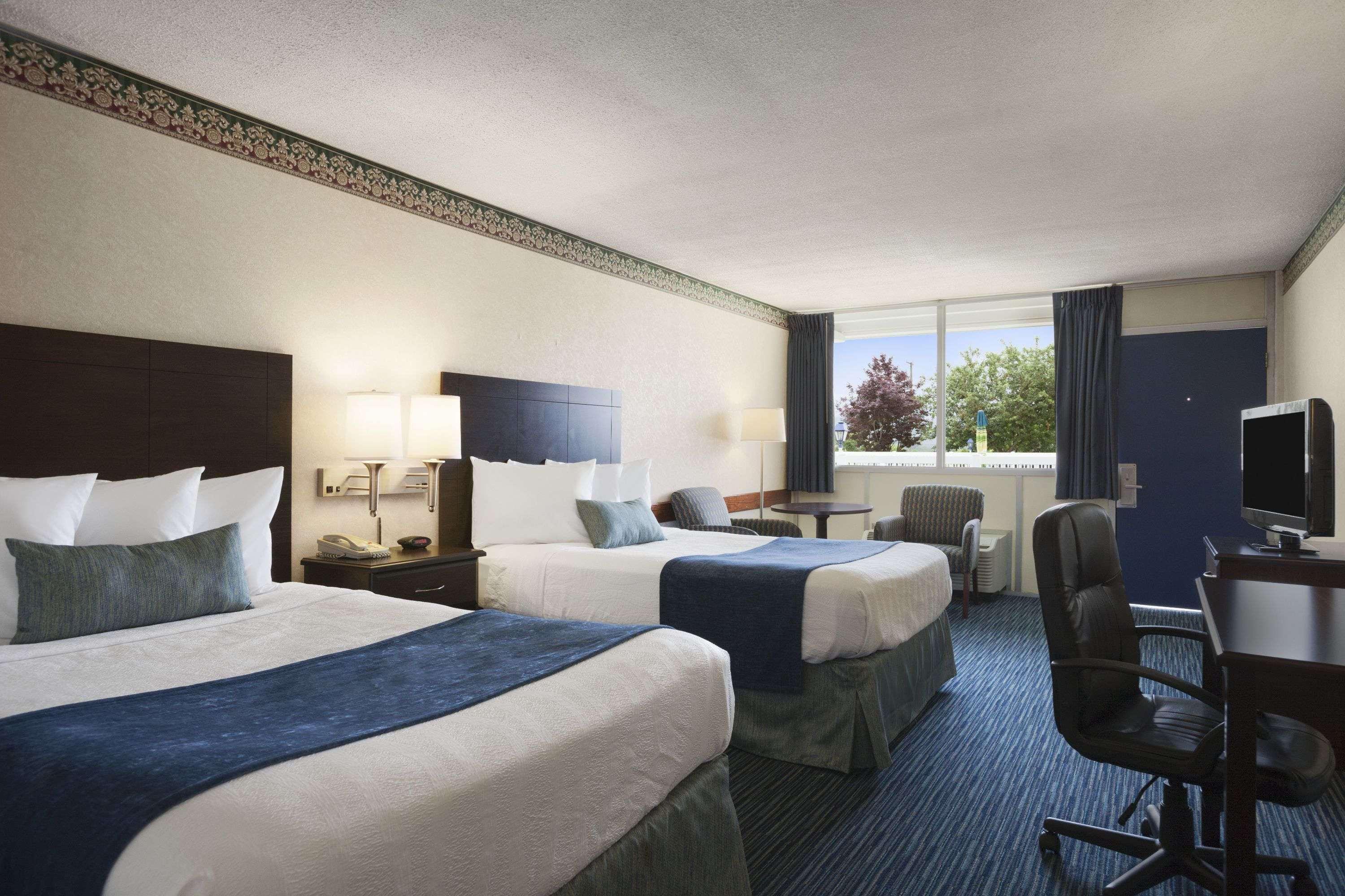 Days Inn By Wyndham Waynesboro Eksteriør billede